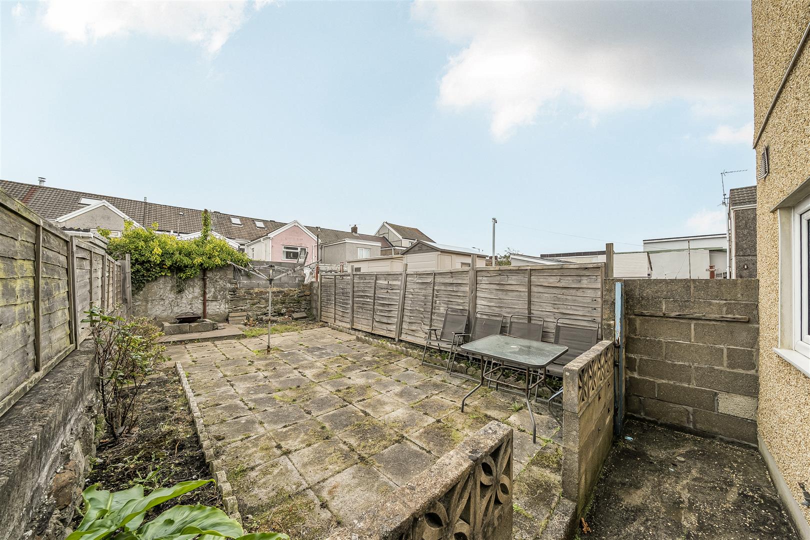 Fleet Street, Sandfields, Swansea, SA1 3US